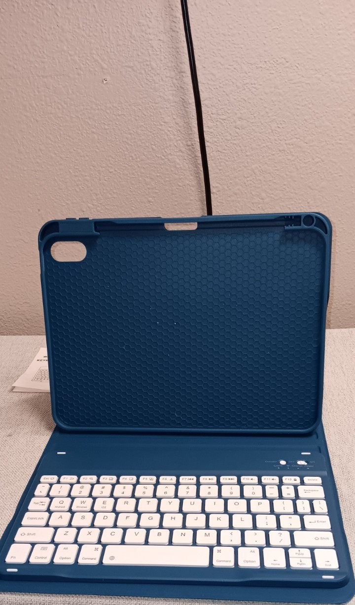 Blue Synthetic Leather Magnetic Detachable Bluetooth Keyboard Folio Case