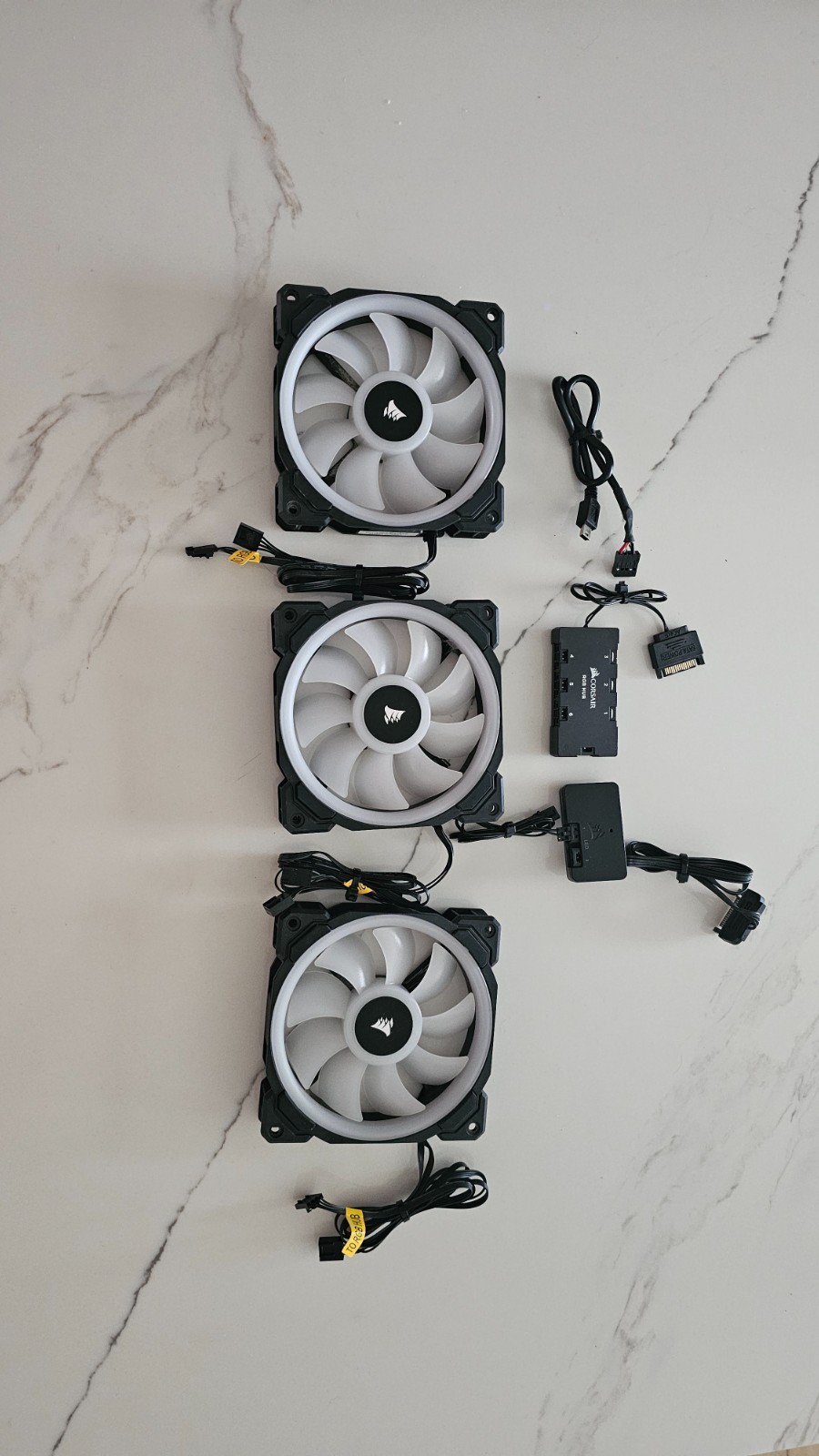 Corsair LL120 RGB 120mm PWM Case Fans 3-Pack w/ RGB Hub & Lighting Node