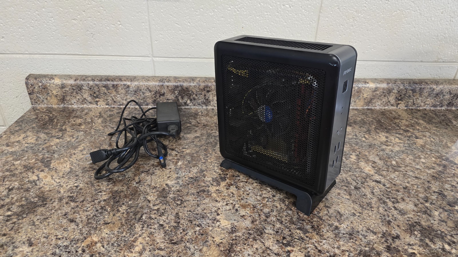 Tiny Desktop i3-4130T 2.9Ghz 4GB DDR3 120GB SSD