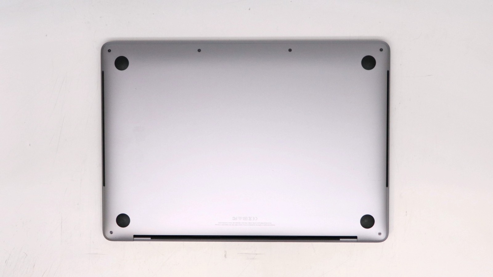 Apple Macbook Pro 13″ i5-8259U 16GB 256GB – Very Good