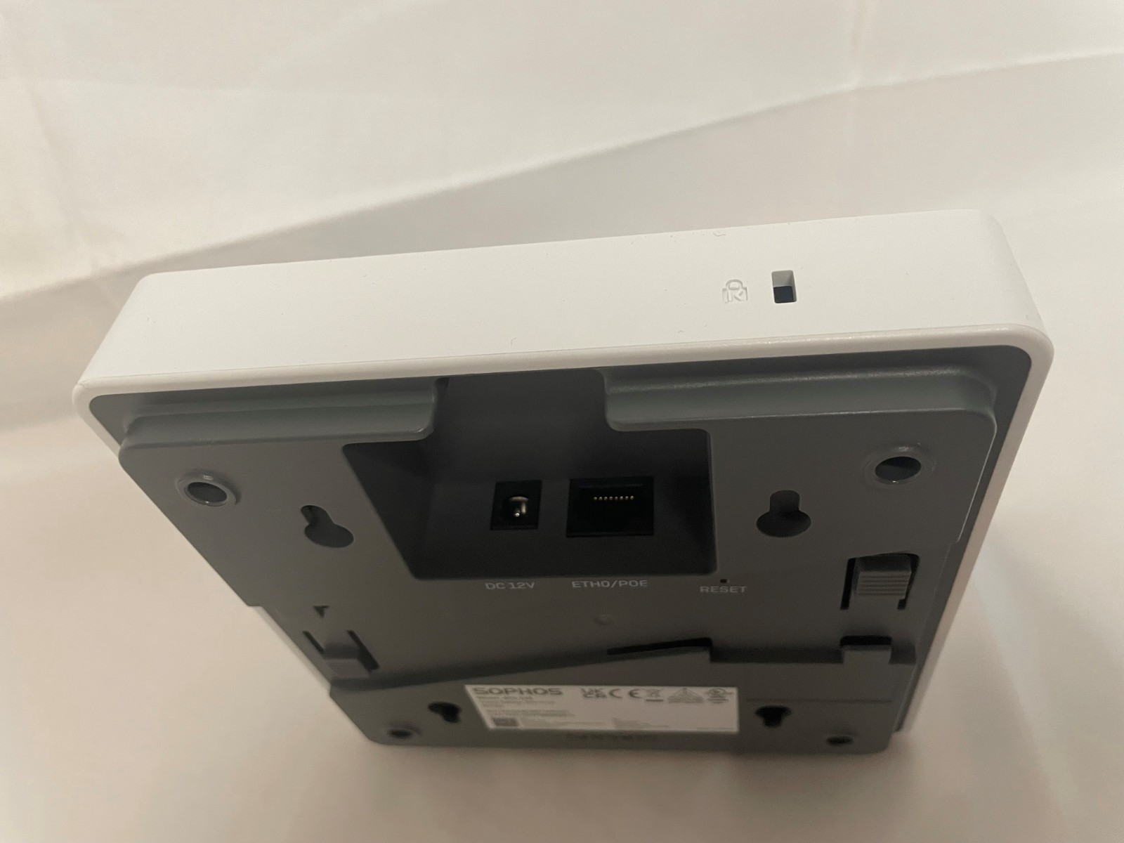 Sophos APX120 Access Point – Refurbished – Over 100 Available – A120TCHNE