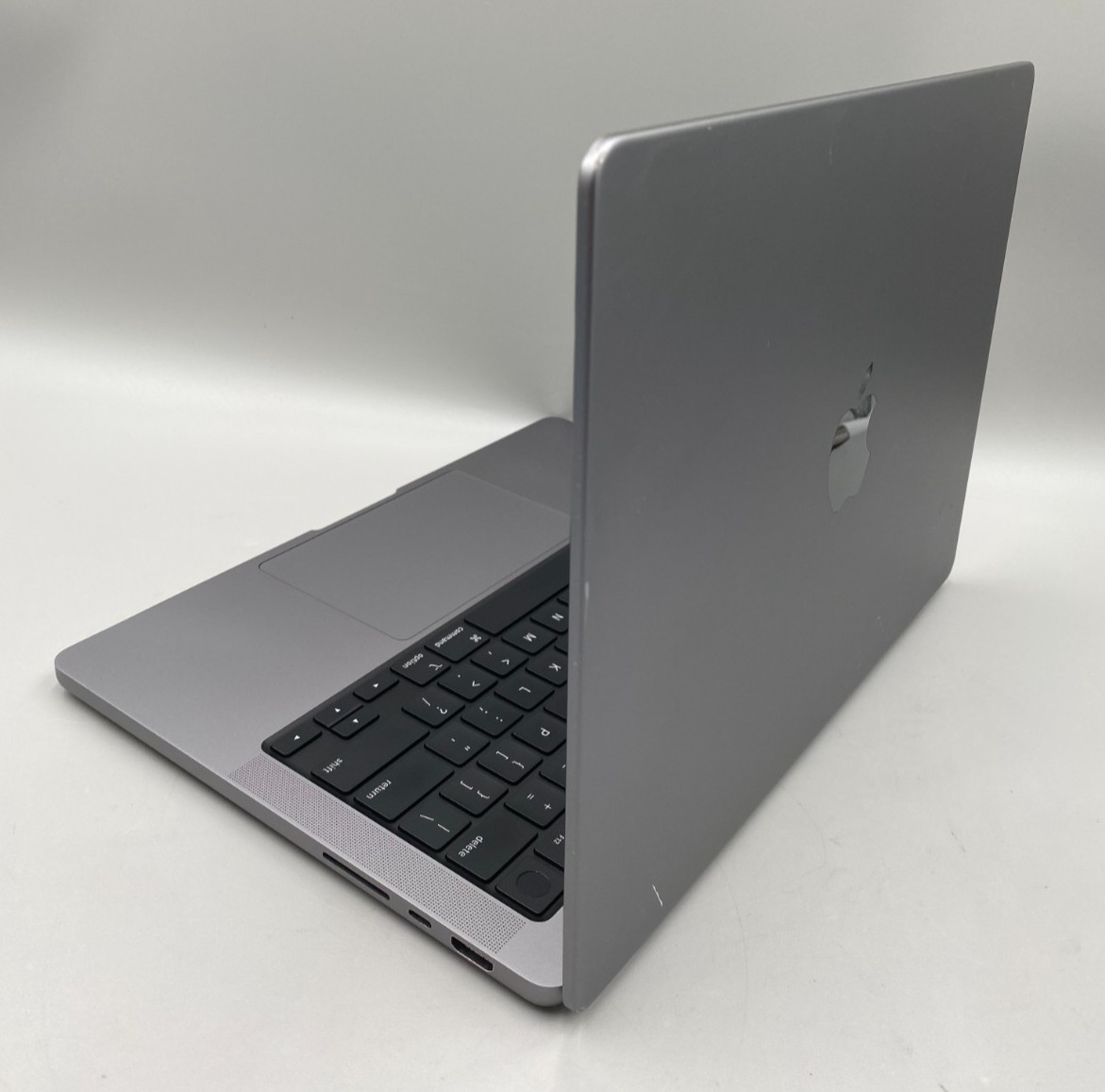 Apple MacBook PRO 14″ A2442 2021 M1 Pro 3.2GHz 16GB DDR5 512GB SSD Gray Fair/See