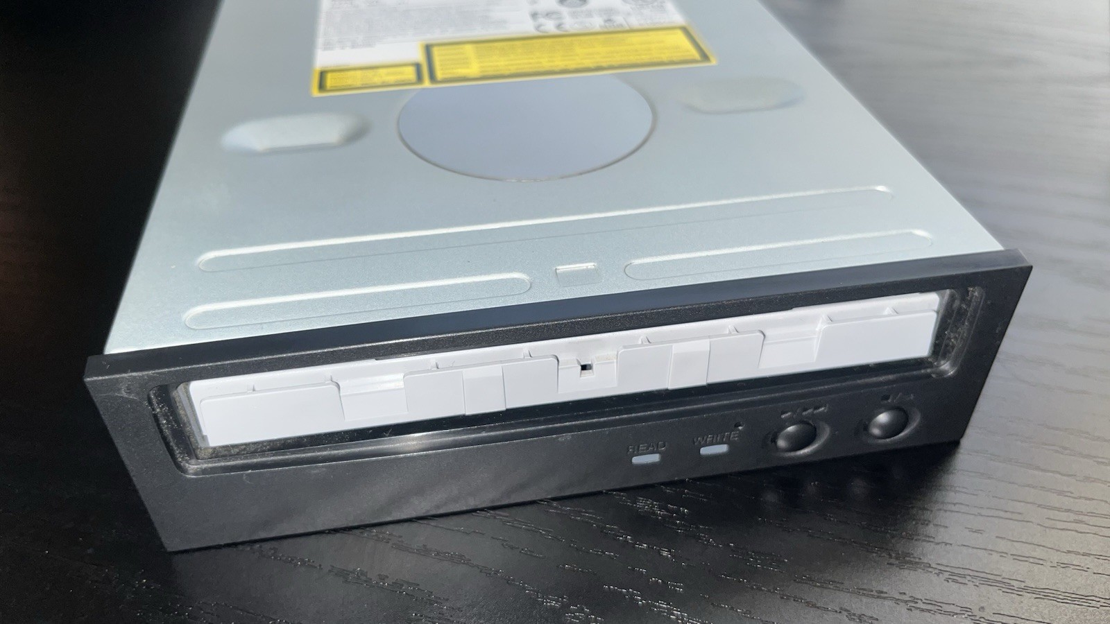 MSI 845G Max PC Bench AGP ATX Pentium 4 2.8GHz 1GB RAM Radeon 9200 SATA – READ