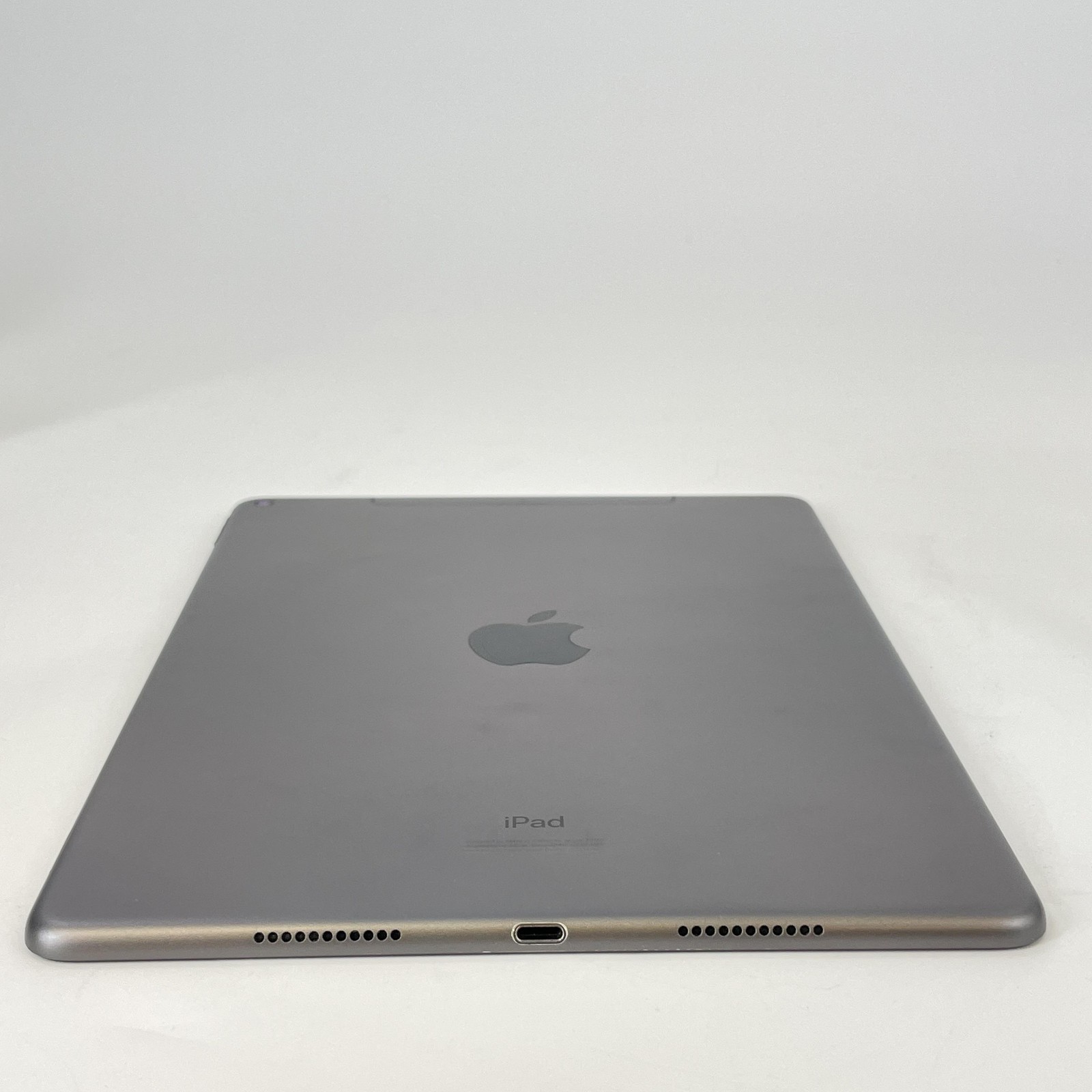 Apple iPad Air (3rd Gen.) Space Gray 256GB Unlocked-Excellent w/ Backlight Bleed