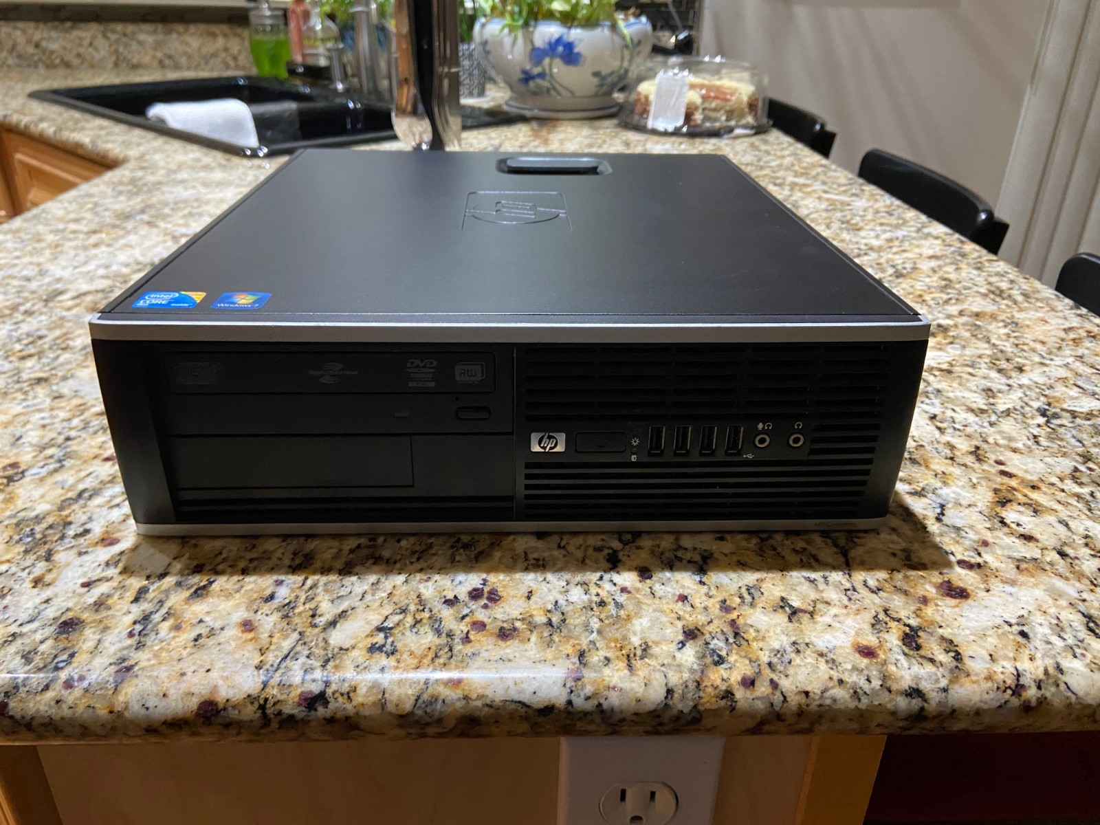 HP 6000 Pro SFF Core 2 Duo E6700 3.20GHz 4 GB RAM 250GB HDD Win 7 Activated
