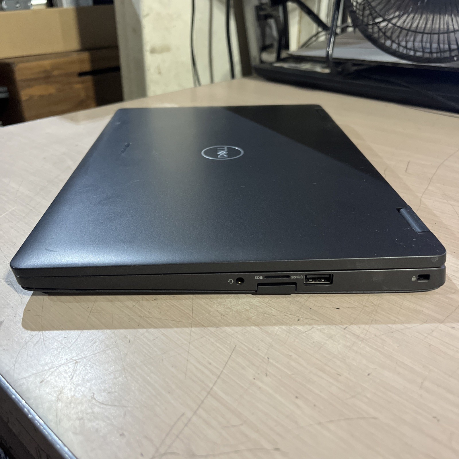 DELL LATITUDE 5300 2 IN 1 INTEL CORE I7-8665U 1.90GHZ 16GB RAM NO HD/ TOUCH