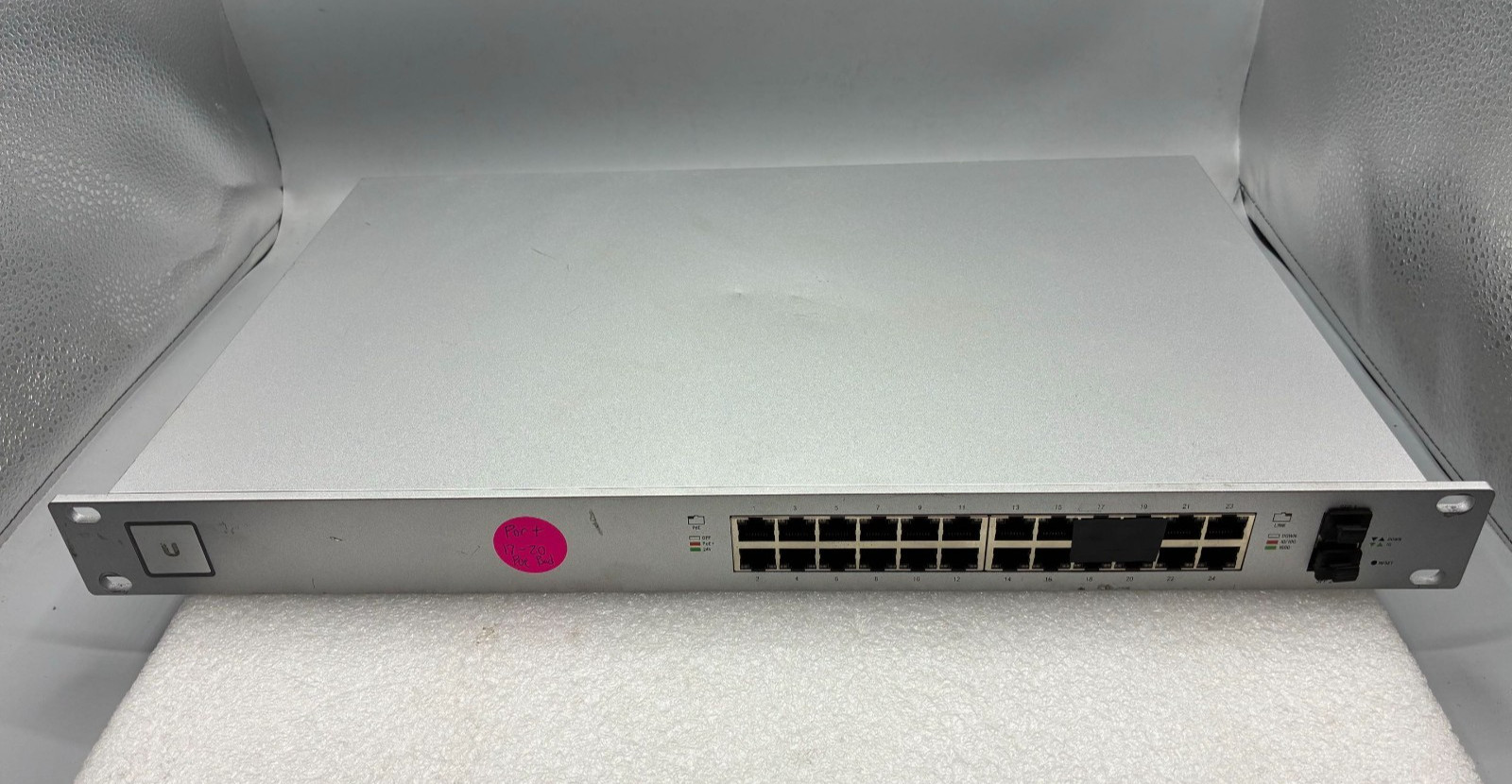 UniFi US-24-250W 24 Port Gigabit & 2 SFP PoE Network Switch *READ PORT FAIL*