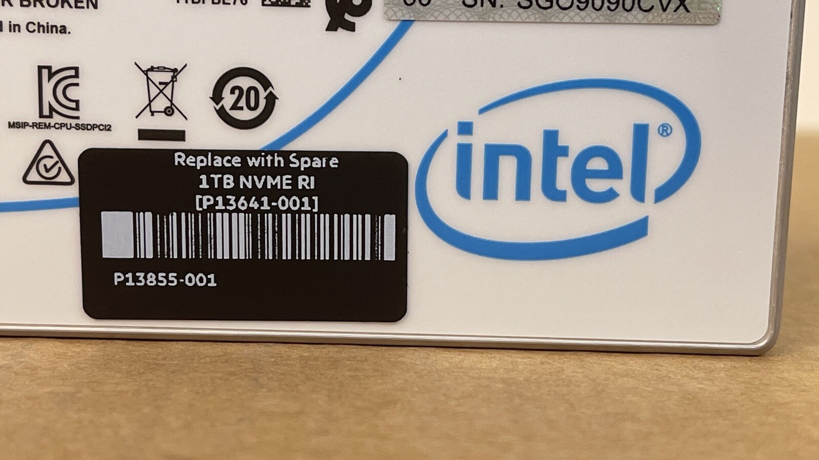 HPE Intel 1TB DC P4510 NVMe U.2 x4 RI 2.5 SSD 1 DWPD 30 to 100% Read Intensive