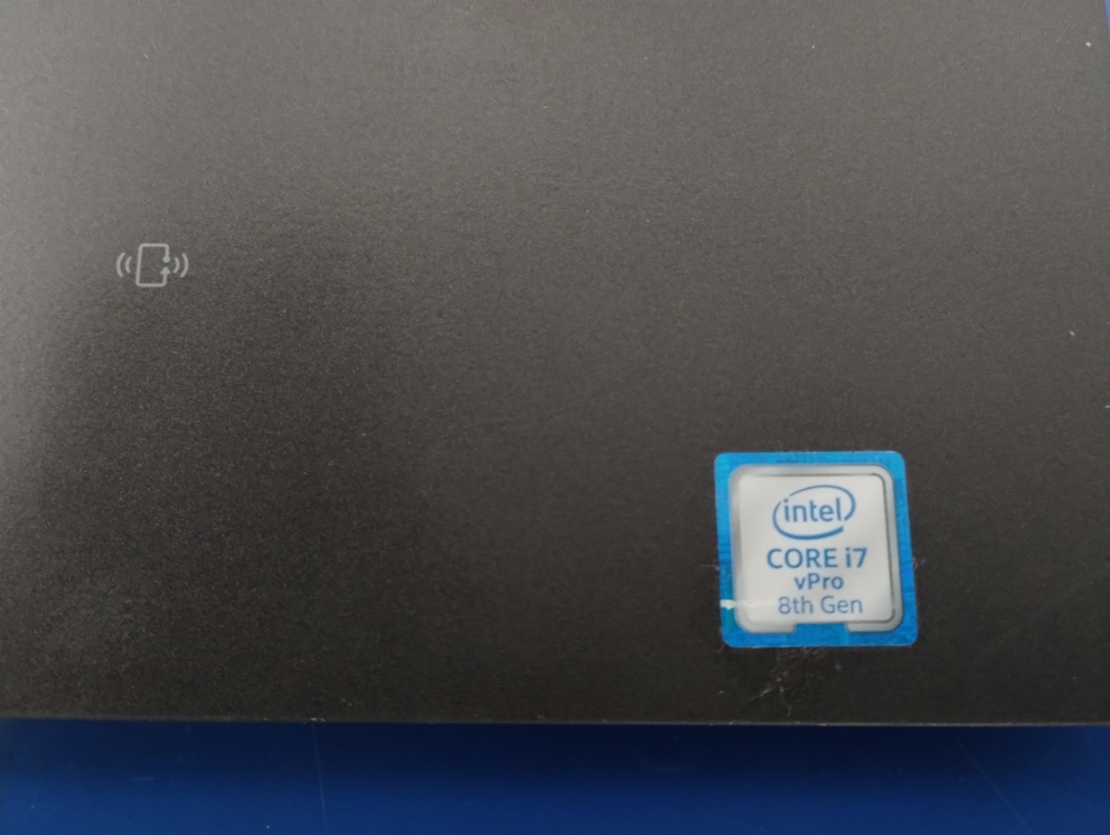 DELL LATITUDE 7400, Intel Core i7-8665U, 1.90 GHz, 16 GB RAM, 256 GB M.2