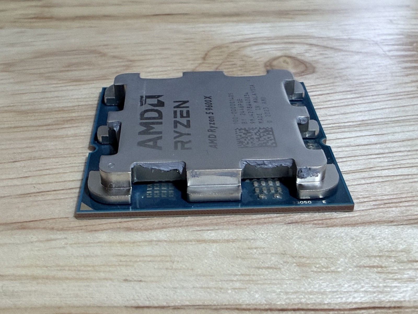 AMD Ryzen 5 9600X