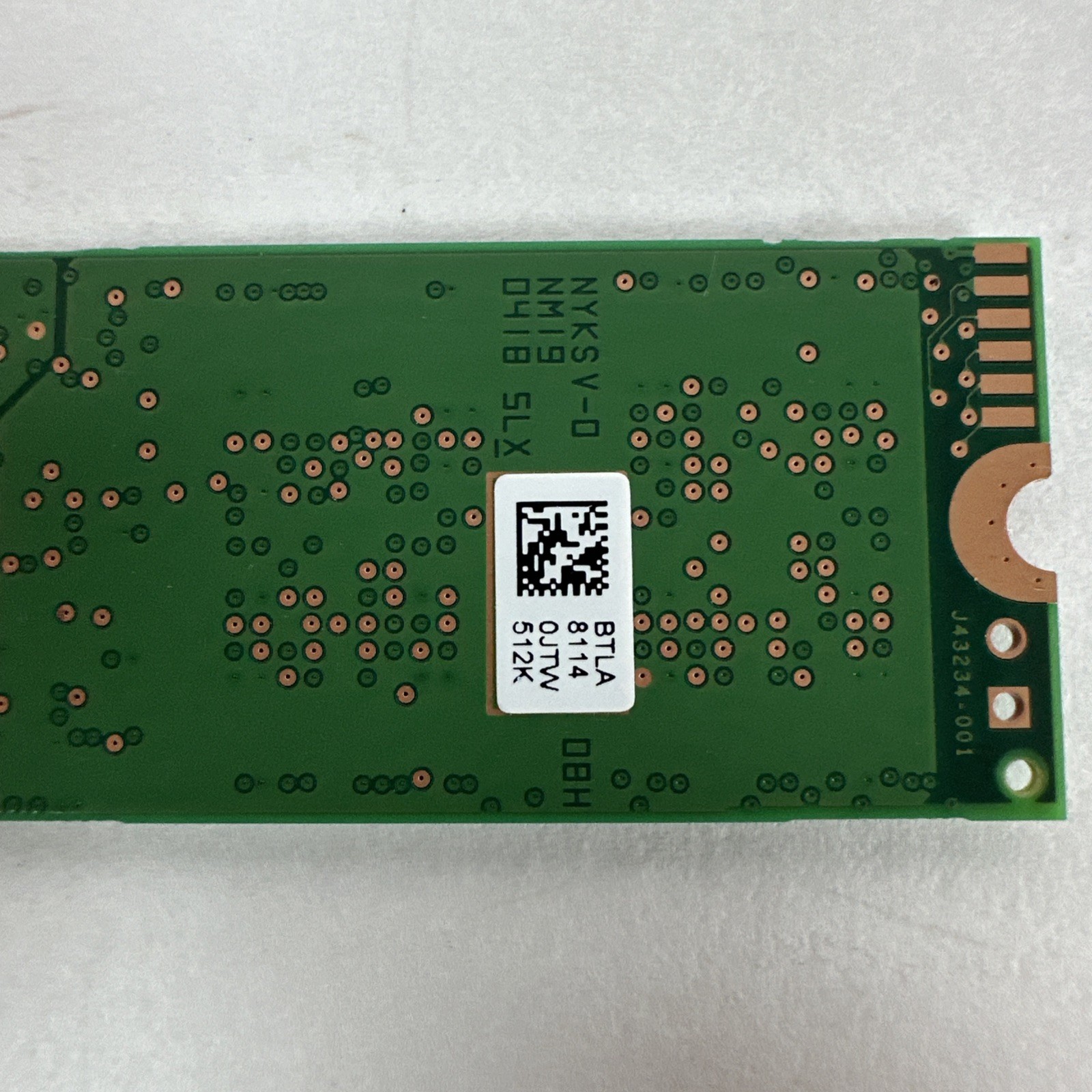 Intel SSD 545S Series 512GB M.2 SATA SSD SSDSCKKW512G8 Internal Drive