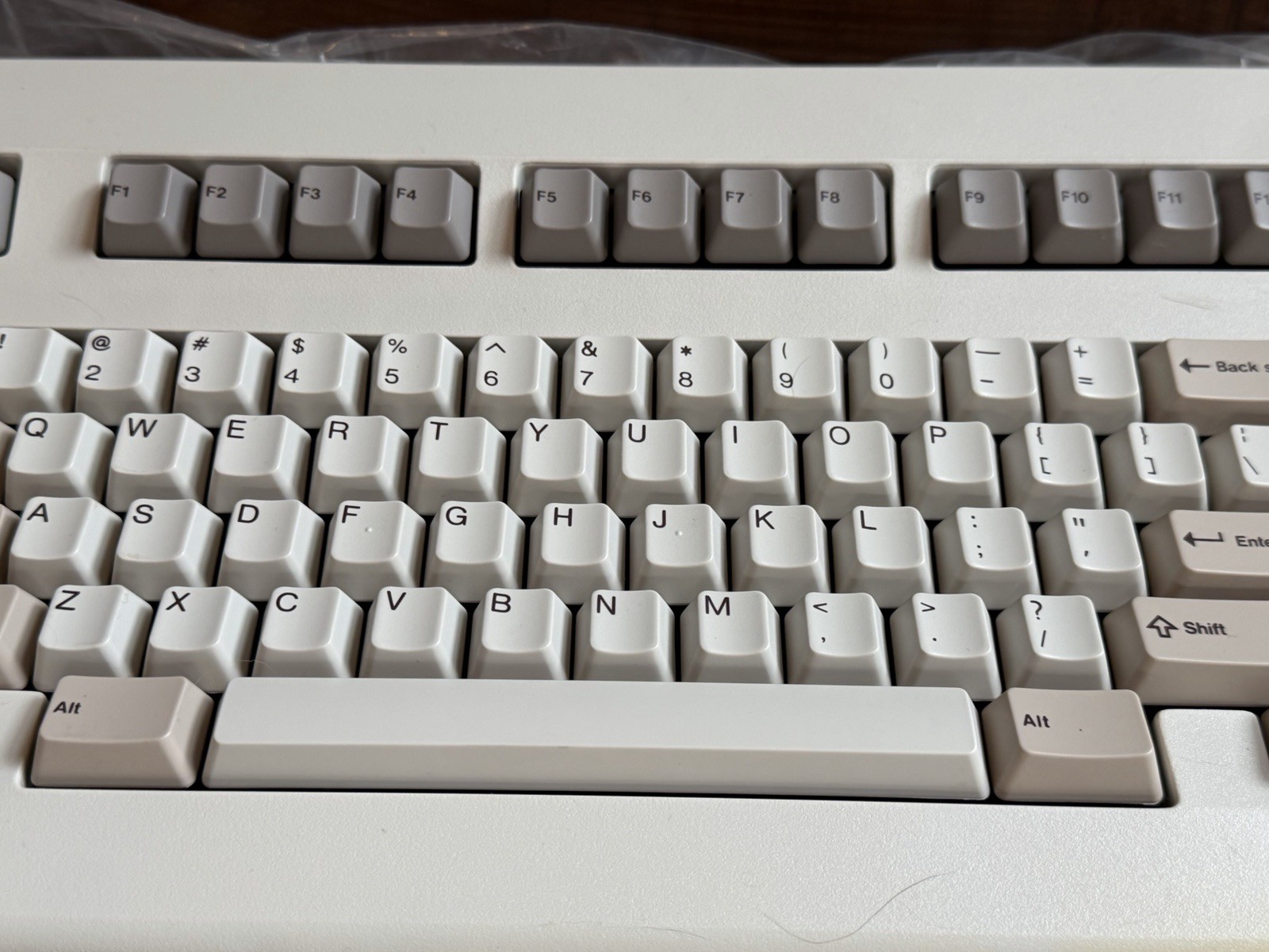 NOS Vintage Unisys PCK-101 Mechanical Keyboard AT 5-Pin DIN Beige NEW 90’s IBM
