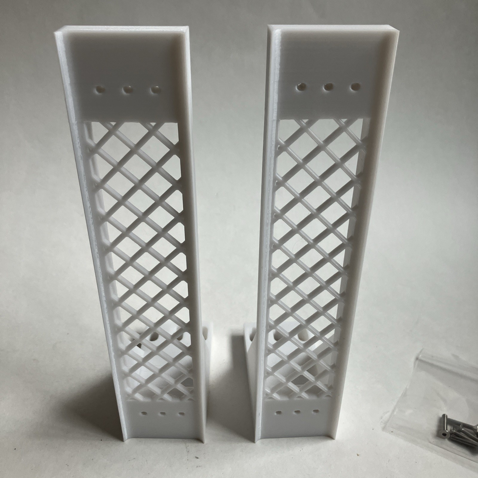 Sophos XG125 XG135 Firewall 19″ Reversible Rack Mount Brackets | 1U