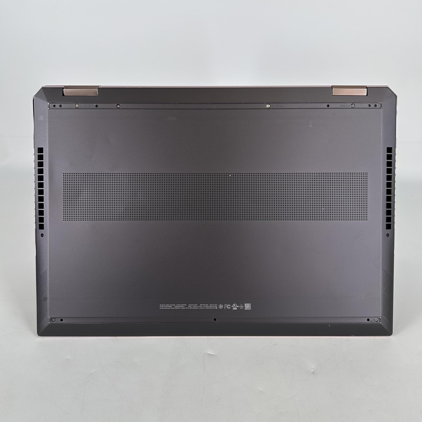 HP Spectre 15 x360 4K TOUCH i7-8565U 1.80GHz 16GB 1TB SSD MX150 – Bad Battery