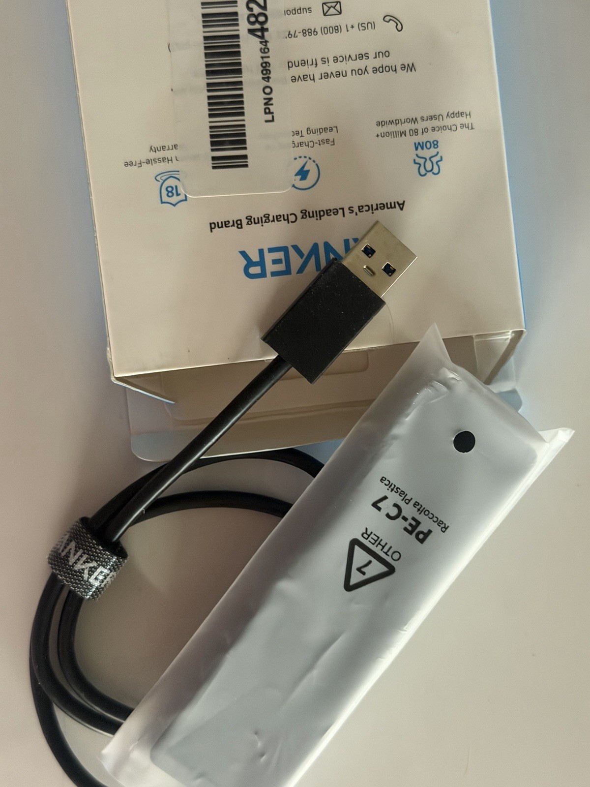 Anker 4-Port USB 3.0 Ultra Slim Data Hub – Black A7516
