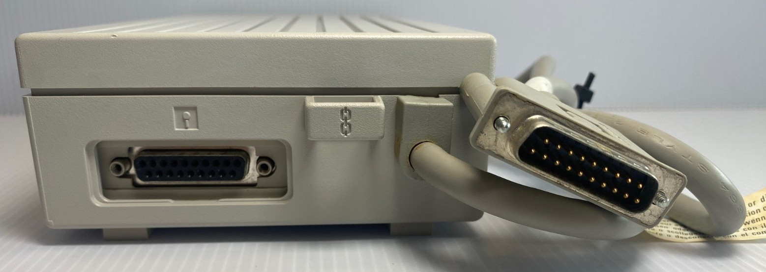 VINTAGE Apple 3.5 Drive External 3½” Floppy Drive DB-19 Beige | P/N A9M0106