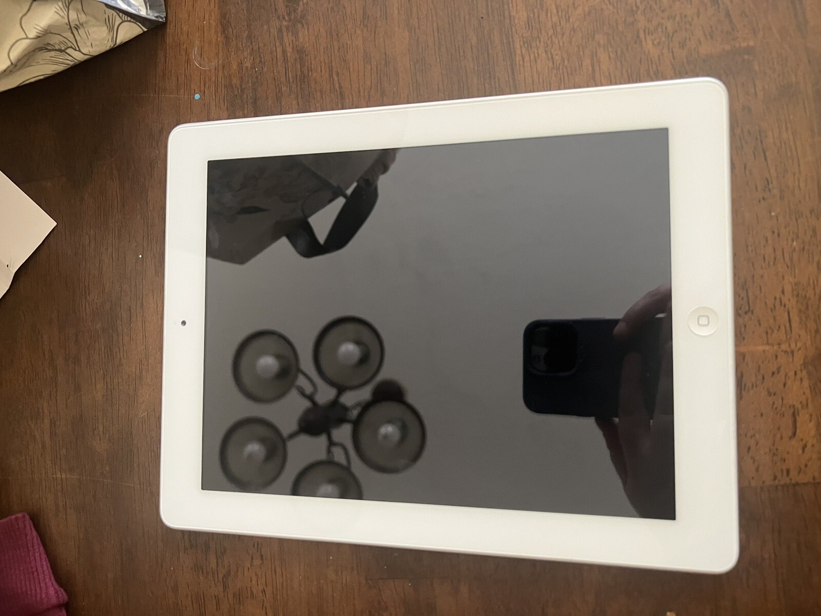 Apple iPad (3rd Generation) 64GB, Wi-Fi, 9.5in – Sold For Parts