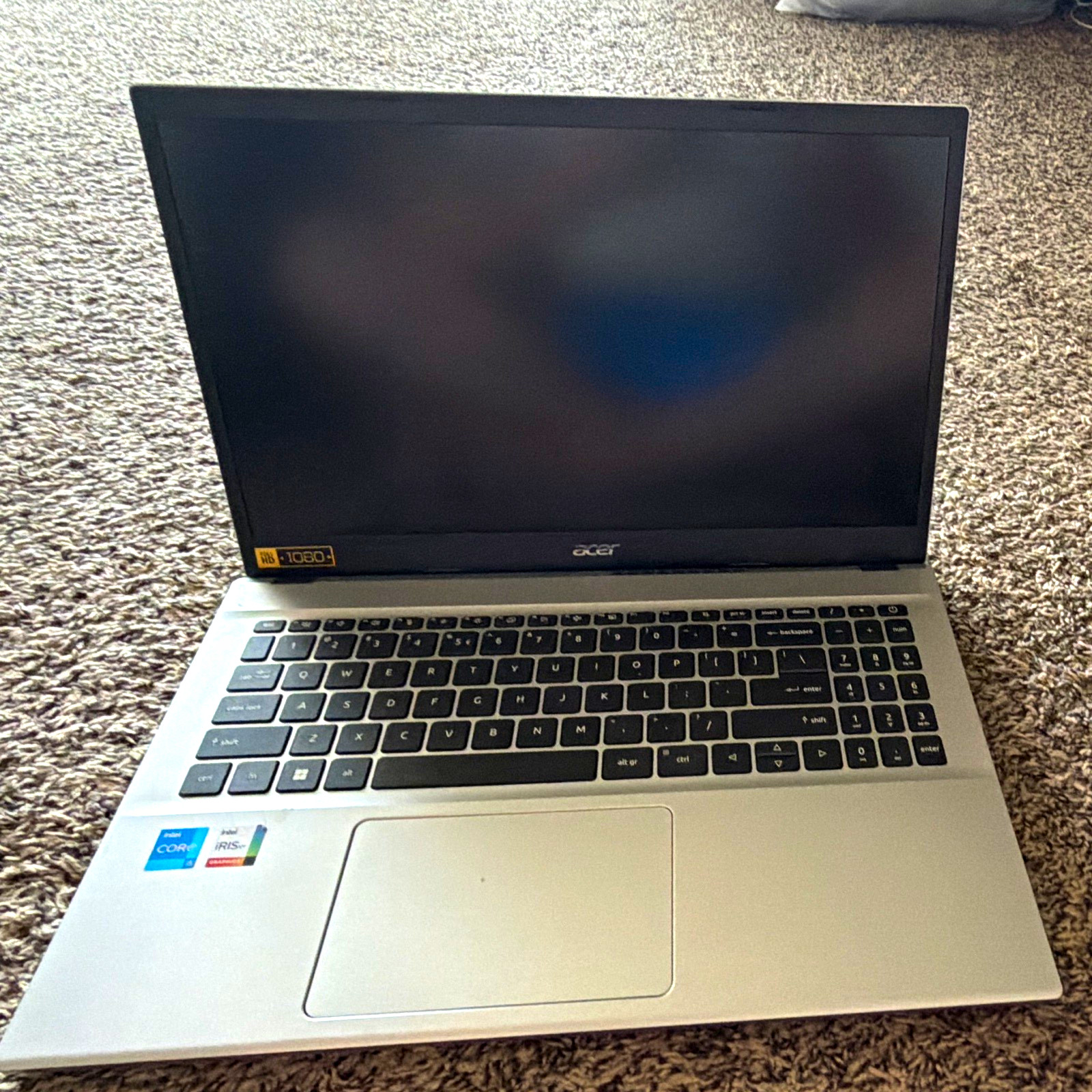 Acer Aspire 15.6″ Silver Laptop Intel Core i5 Iris Xe Graphics 1080p.