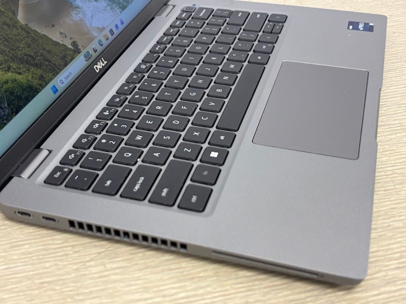 Dell Latitude 5430 14″ FHD Laptop 2023 Intel Core i5-1245U 16GB 512GB Win11P
