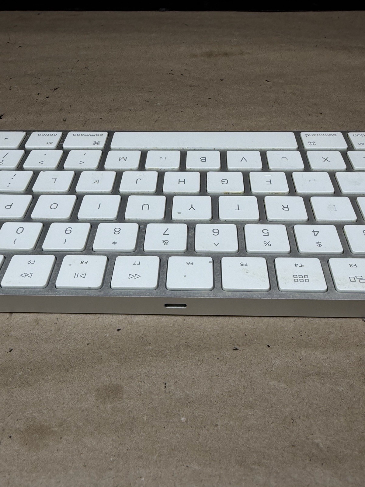 Apple A1644 Magic Keyboard Rechargeable Wireless Bluetooth Works Ships Fast!
