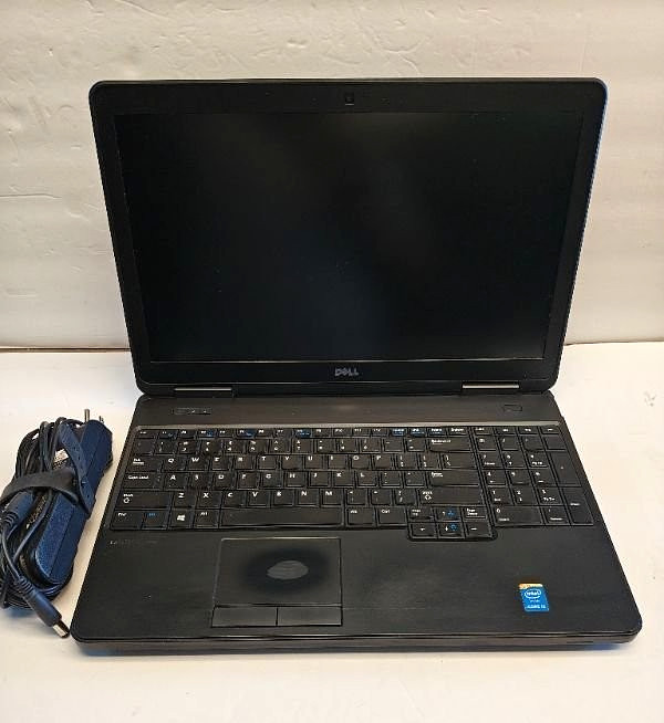 Dell latitude E5540 Core i5 4th Gen 1.7GHz 16GB Ram 1TB SSD Windows 11 Pro (F1)