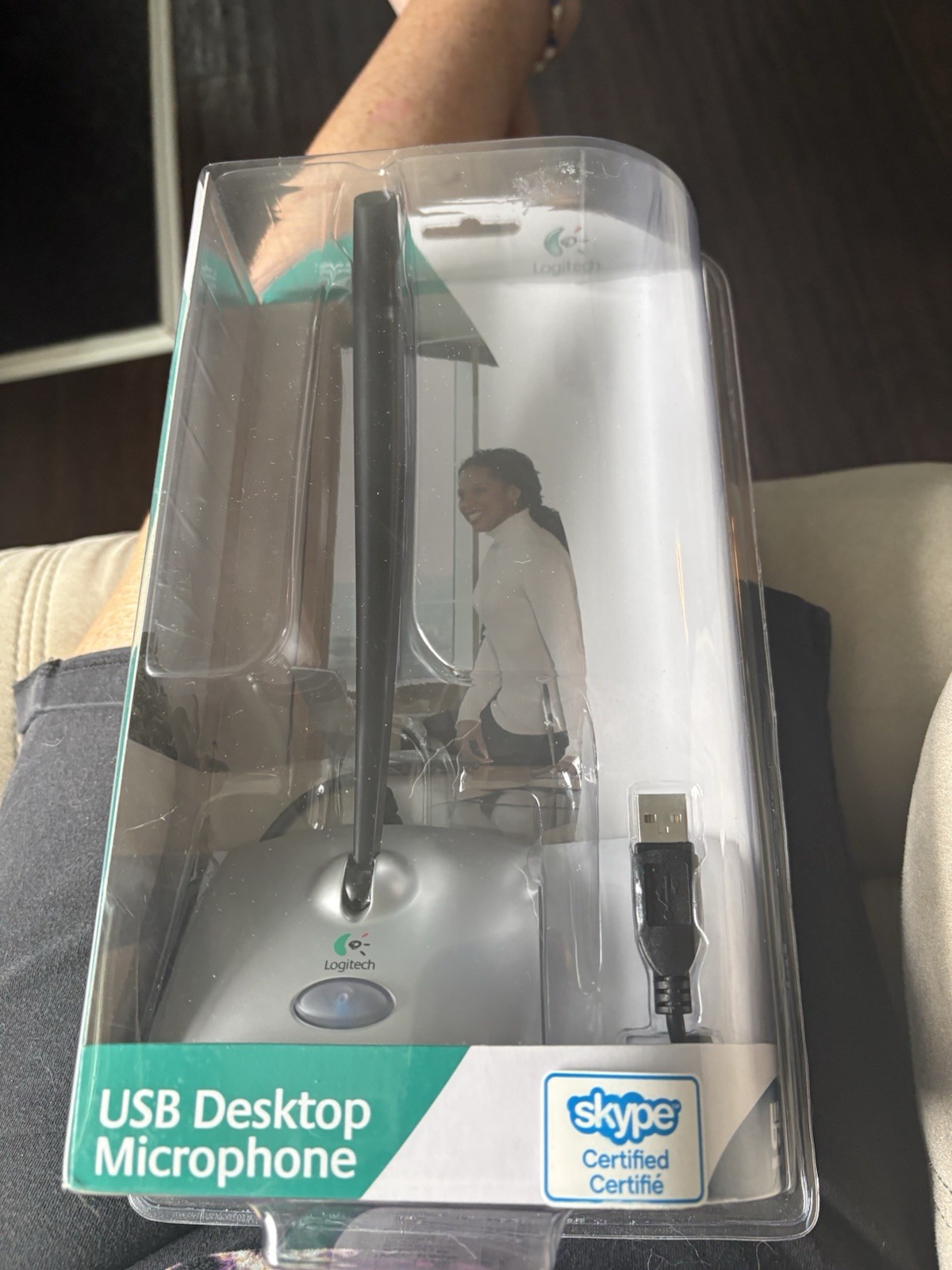 Logitech USB Desktop Microphone 980186-0403 for PC or Mac Skype Certified New