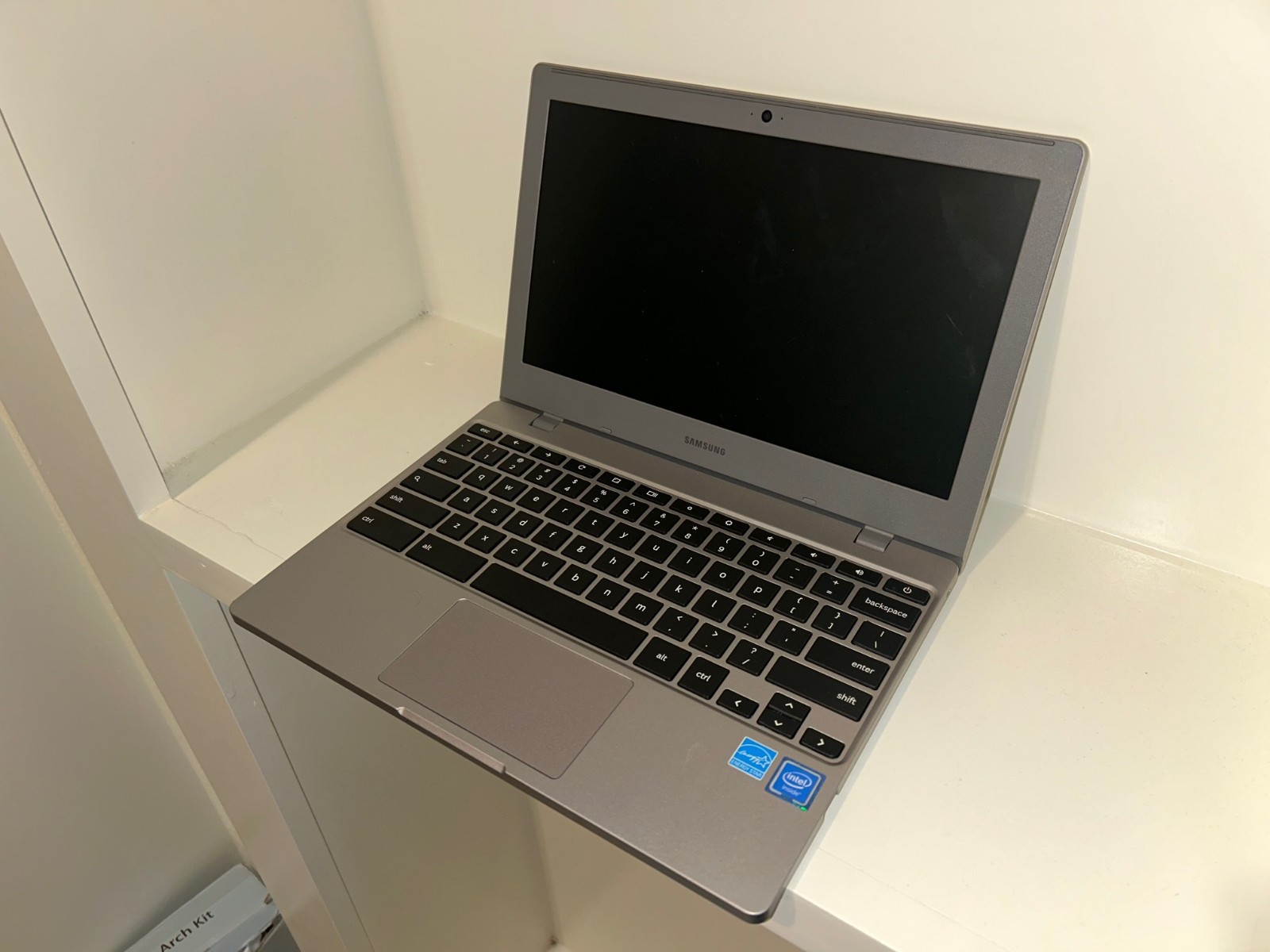 Samsung Chromebook 4 11.6″ (32 GB, Intel Celeron Processor N4000, 1.10 GHz, 4…