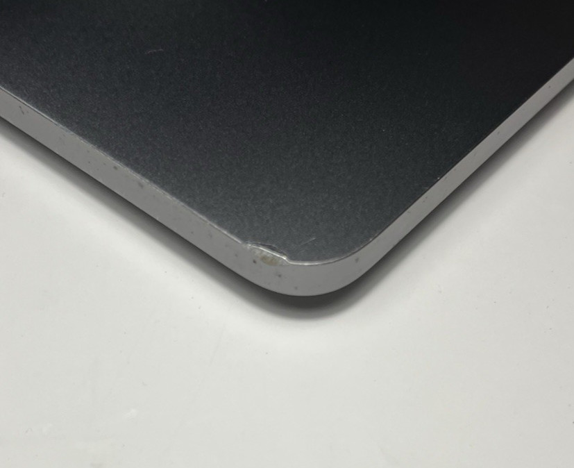 Apple MacBook Pro 13″ 2020 M1 A2338 – 8GB RAM – 256GB SSD – Space Gray – w A/C