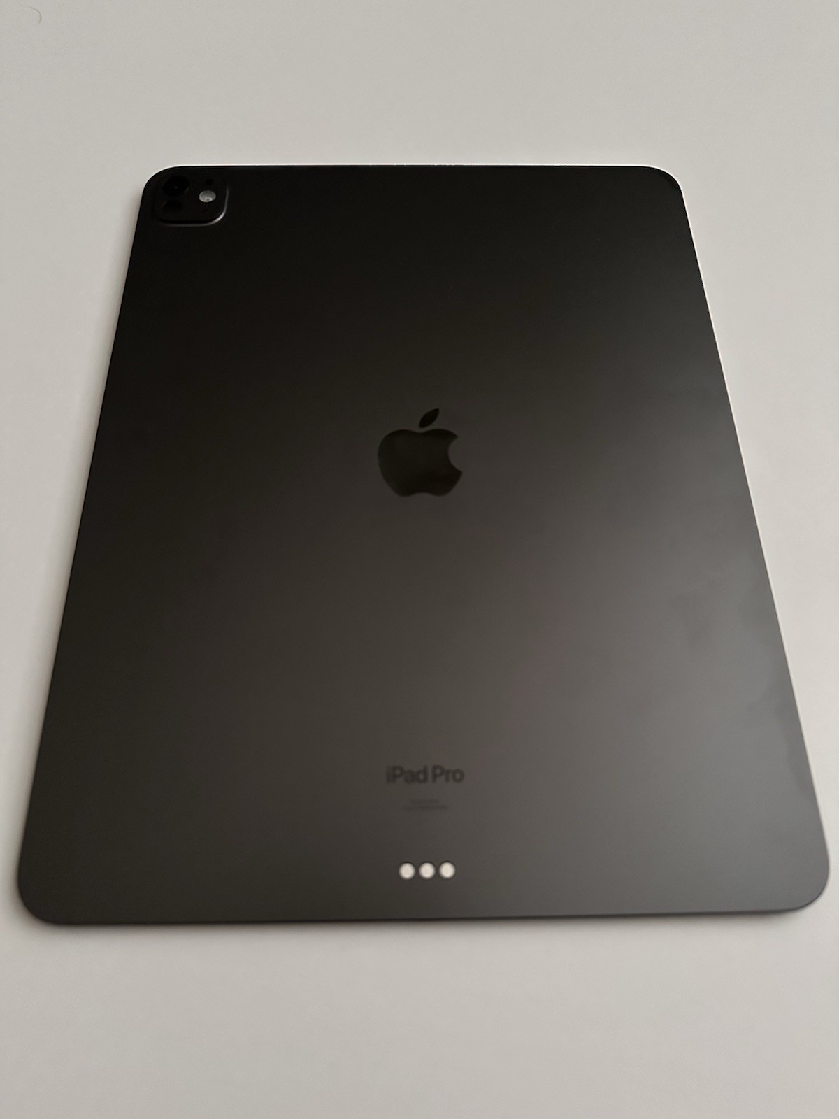 Apple iPad Pro 13in M4 Wi‑Fi 256GB Black OLED iPadOS Tablet 8GB RAM