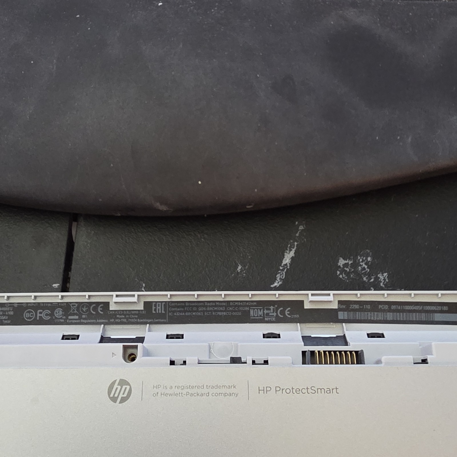 HP Envy ProtectSmart Pavilion 15.6″ i5-2.50GHz 16GB 500GB HDD Silver