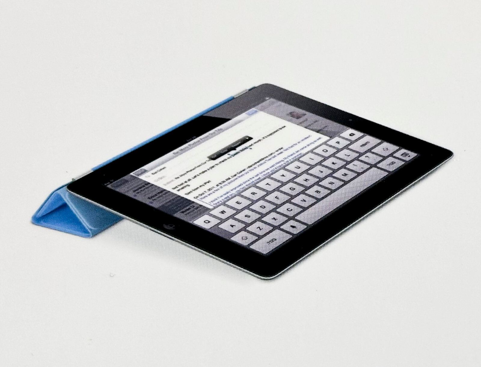 Apple Smart Cover-10.5in (compatible with Ipad 2 or later)- Dark Grey Gray