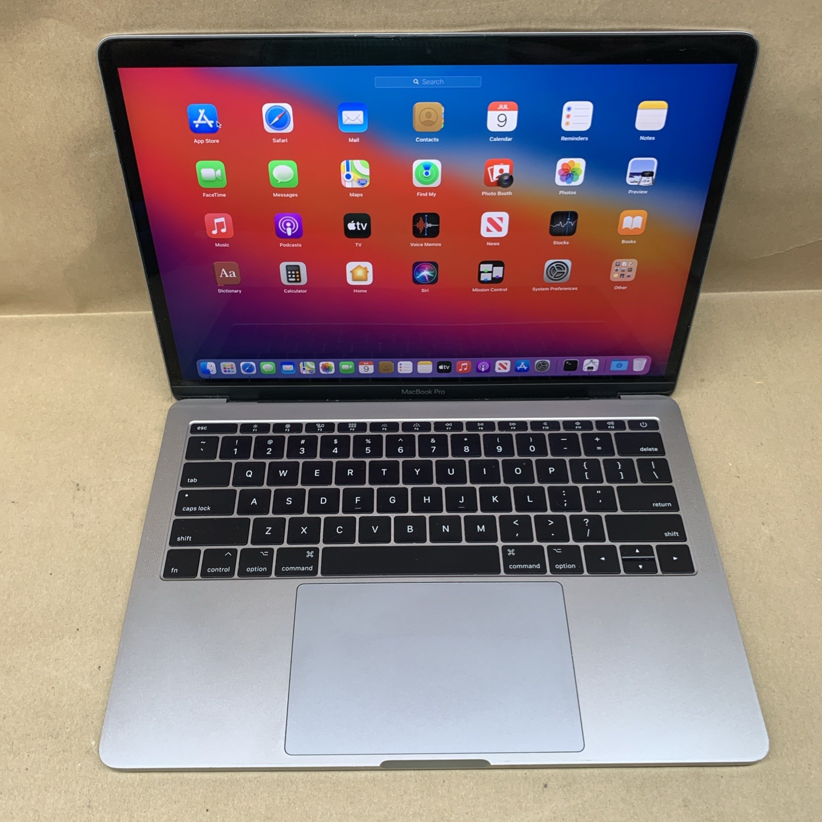 MacBook Pro 13″ 2017, Core i7-7660U @ 2.7GHz, 16GB RAM, 500GB SSD, Big Sur