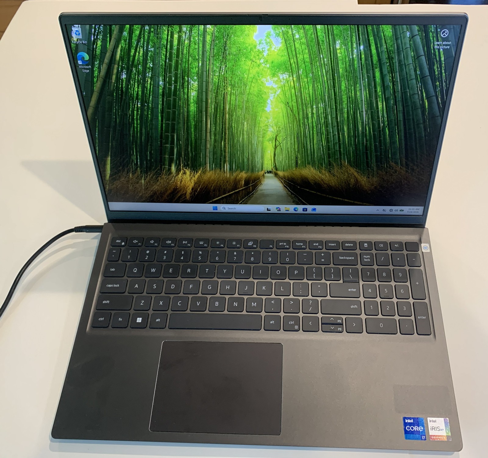 Dell Vostro 15 5510 Laptop i7-11390H 16GB 256GB Backlit keyboard Win11 Pro