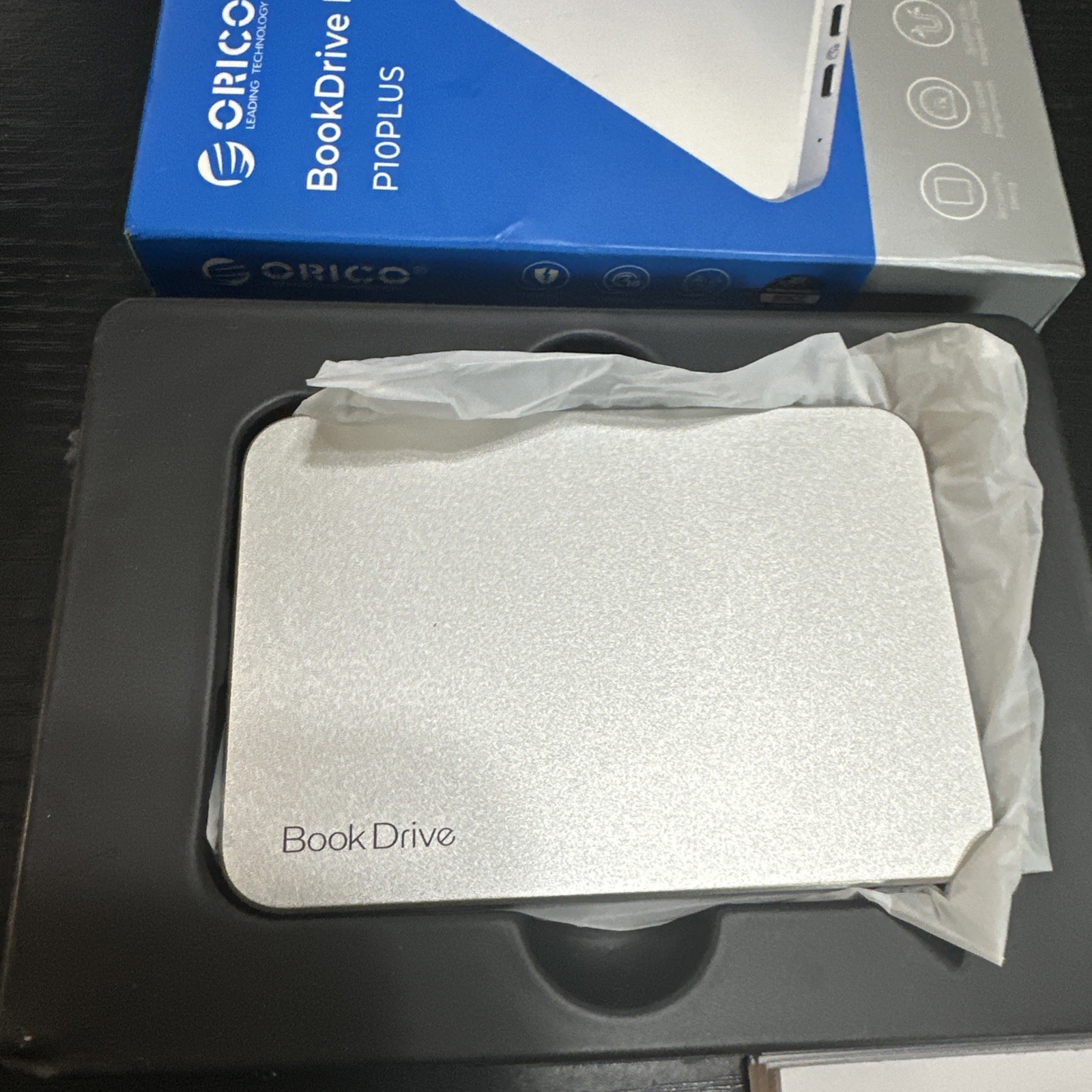 ORICO BookDrive P10PLUS 1TB USB-C Portable External SSD Silver PC/Mac Magnetic