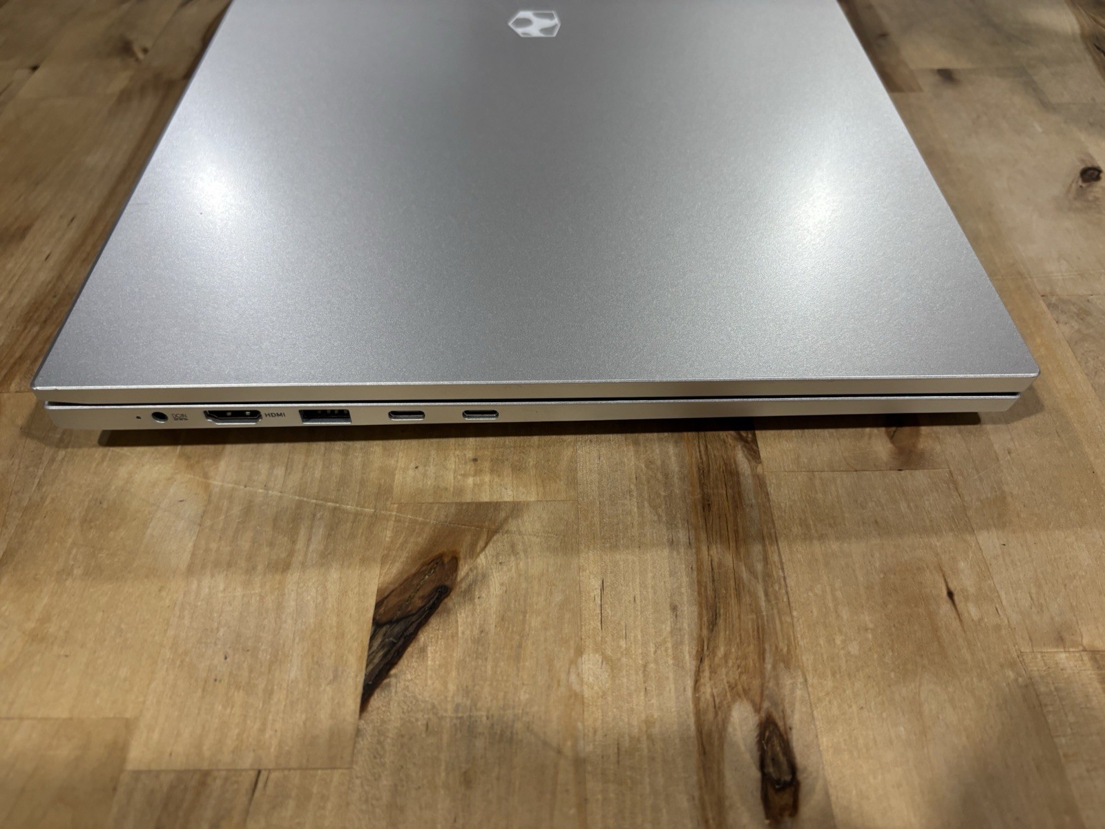 Gateway GWNR5L1746-SL Ryzen 5 5500U AMD Raedon Graphics 256gb SSD 8gb Ram