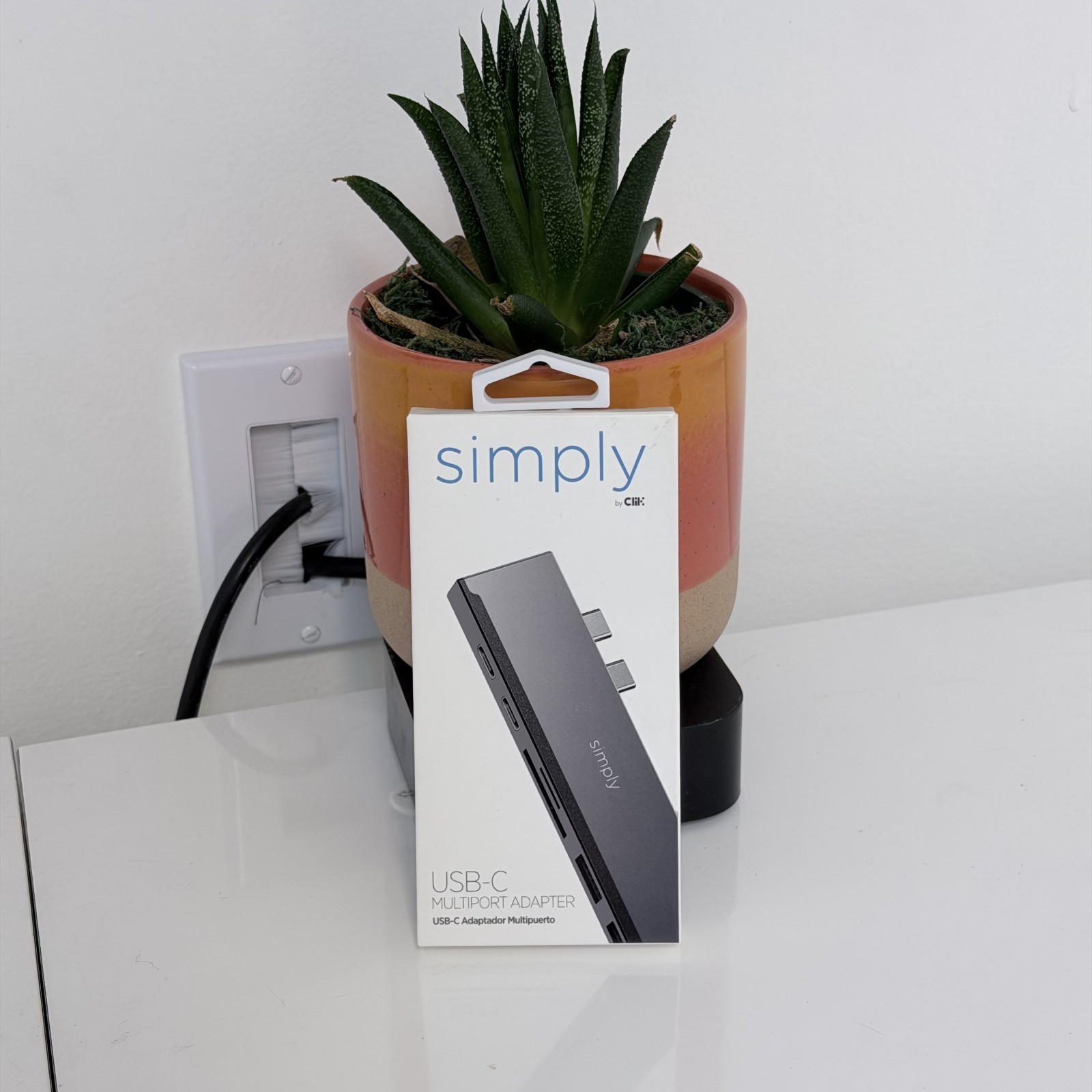 New Simply 7-in-1 USB-C Dual Multiport Adapter Space Gray CKHBC138