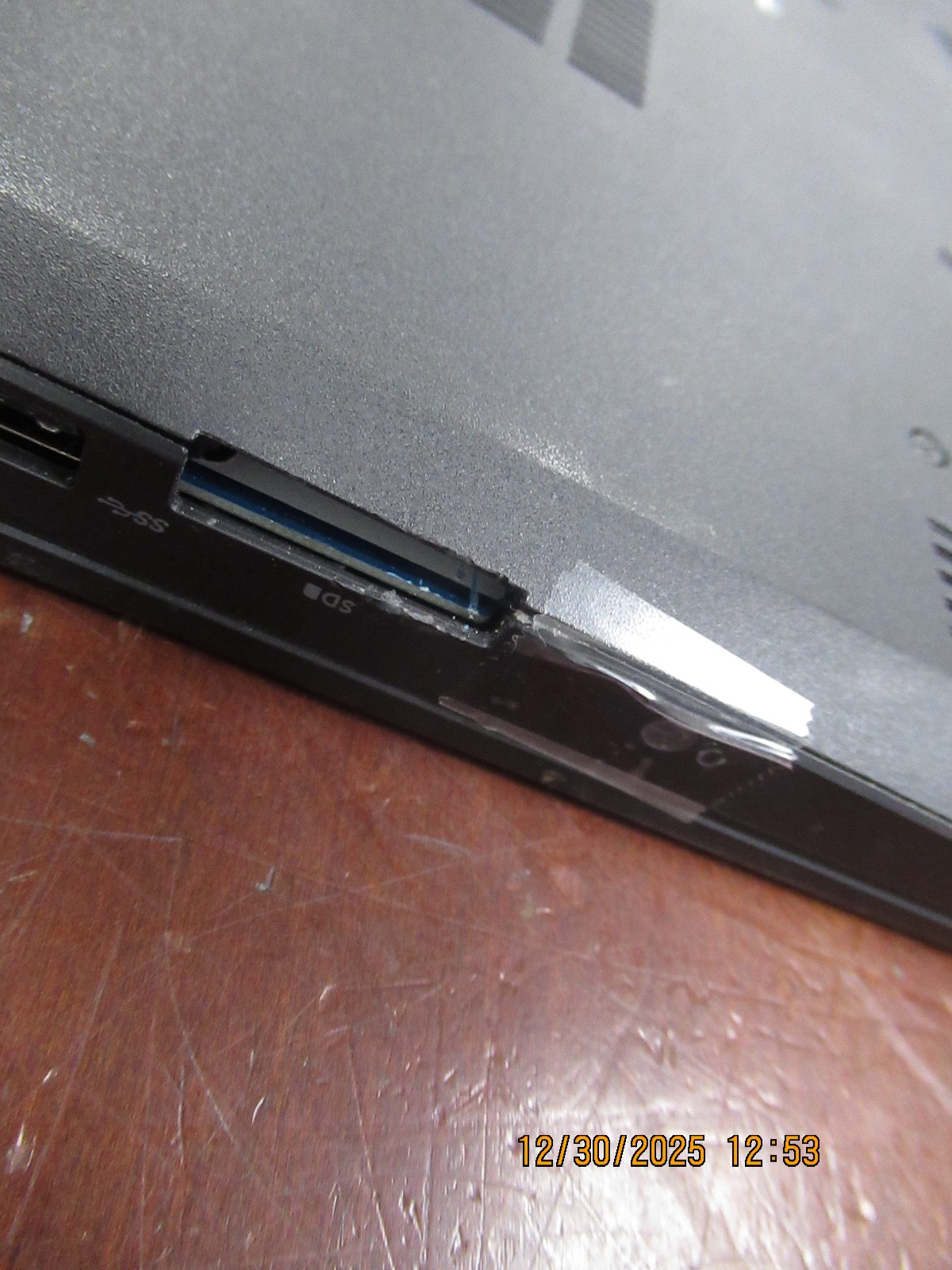 Dell Latitude E5570 i5-6200U 2.30GHz 16GB Laptop w/ BIOS [NO HDD/OS/AC] ####