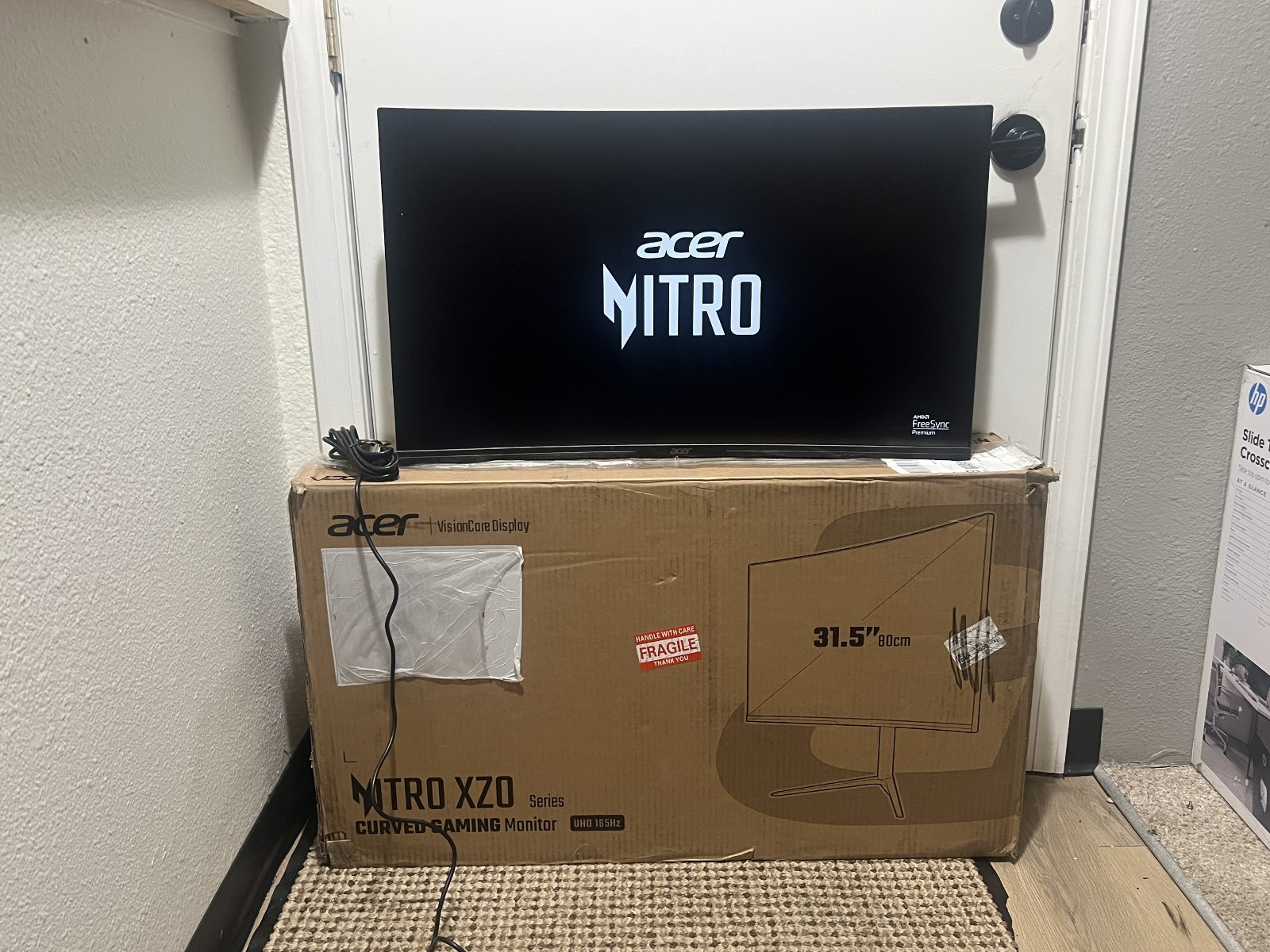 Acer Nitro 31.5” LED Curved UHD 165Hz 0.5ms FreeSync Monitor (Display Port, HDMI