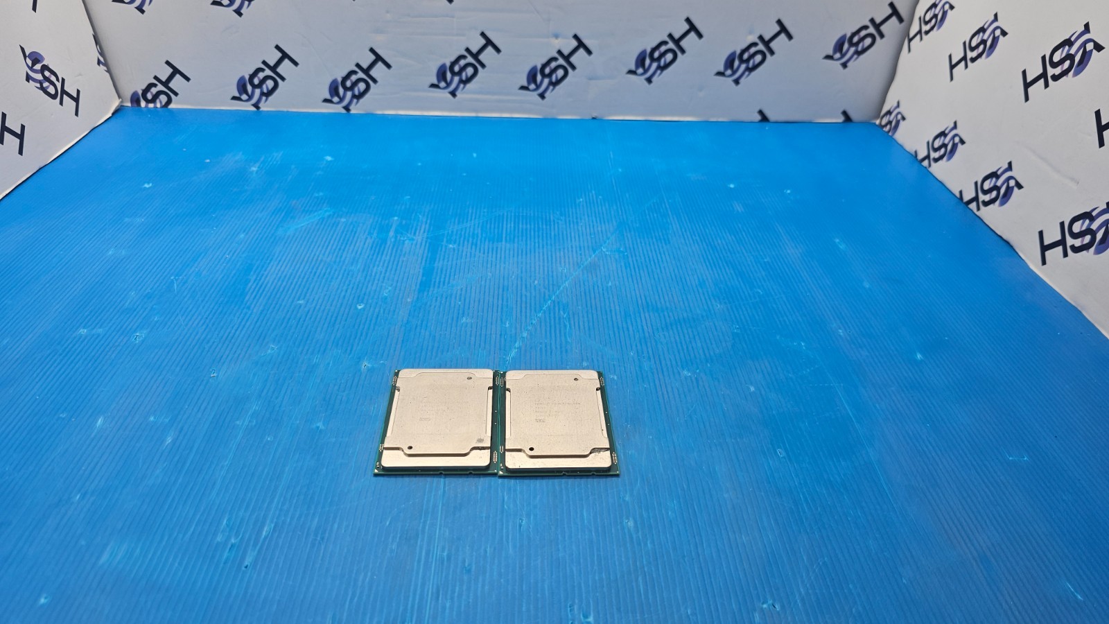 Intel Xeon Silver 4214R SRG1W 2.40GHz 12-Core LGA3647 Server Processor Lot of 2