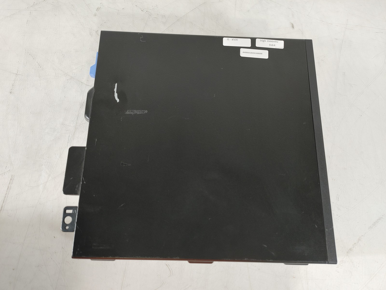 Dell OptiPlex 5060 SFF Core i5-8500 3.00 GHz 16 GB DDR4 No HDD