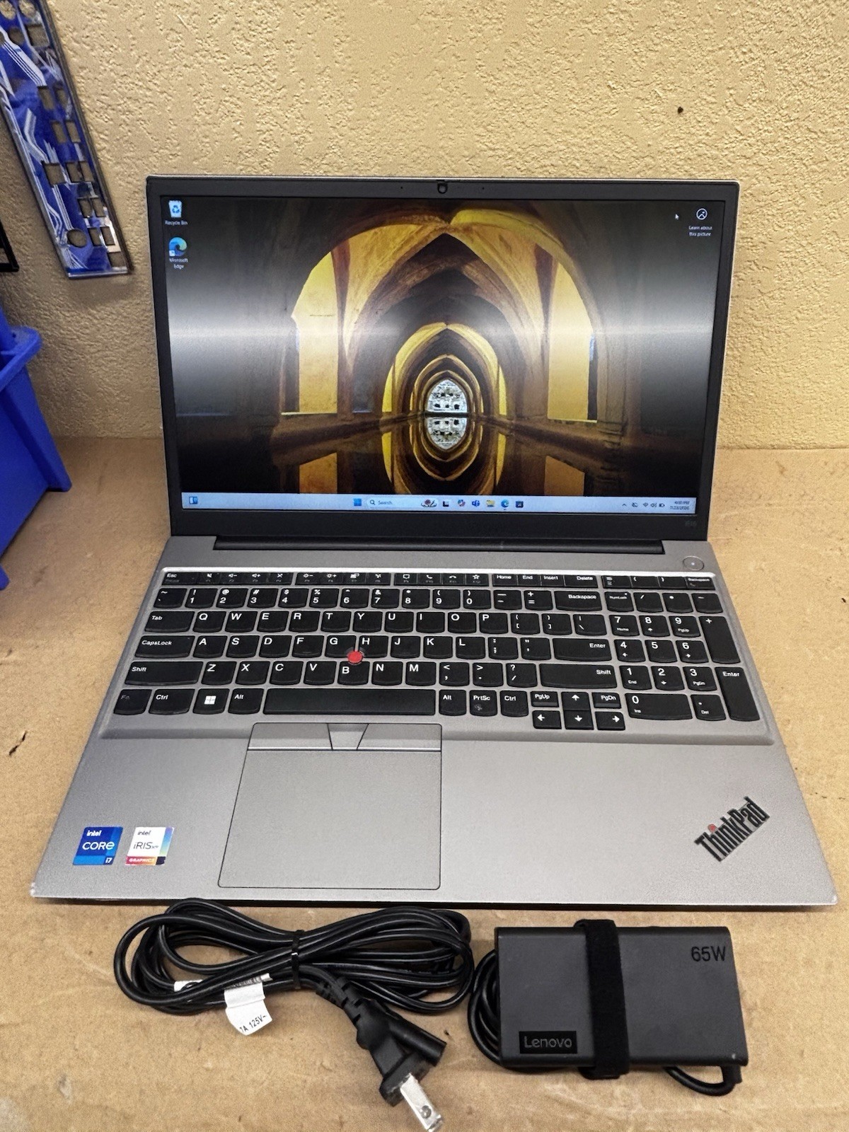 Lenovo ThinkPad E15 Gen 4 Silver FHD 1.7 GHz i7-1255U 16GB 512GB M.2
