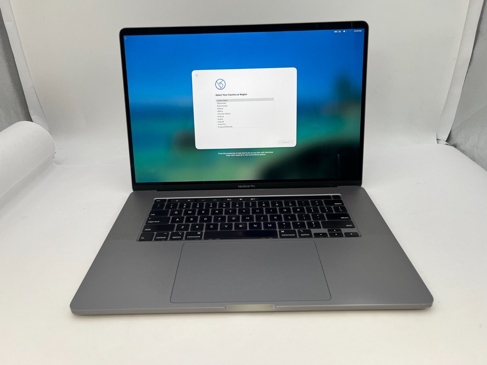 APPLE A2141 16″ MACBOOK PRO 2019 CORE i7- 2.6 GHz 16GB DDR4 500GB SSD TAHOE