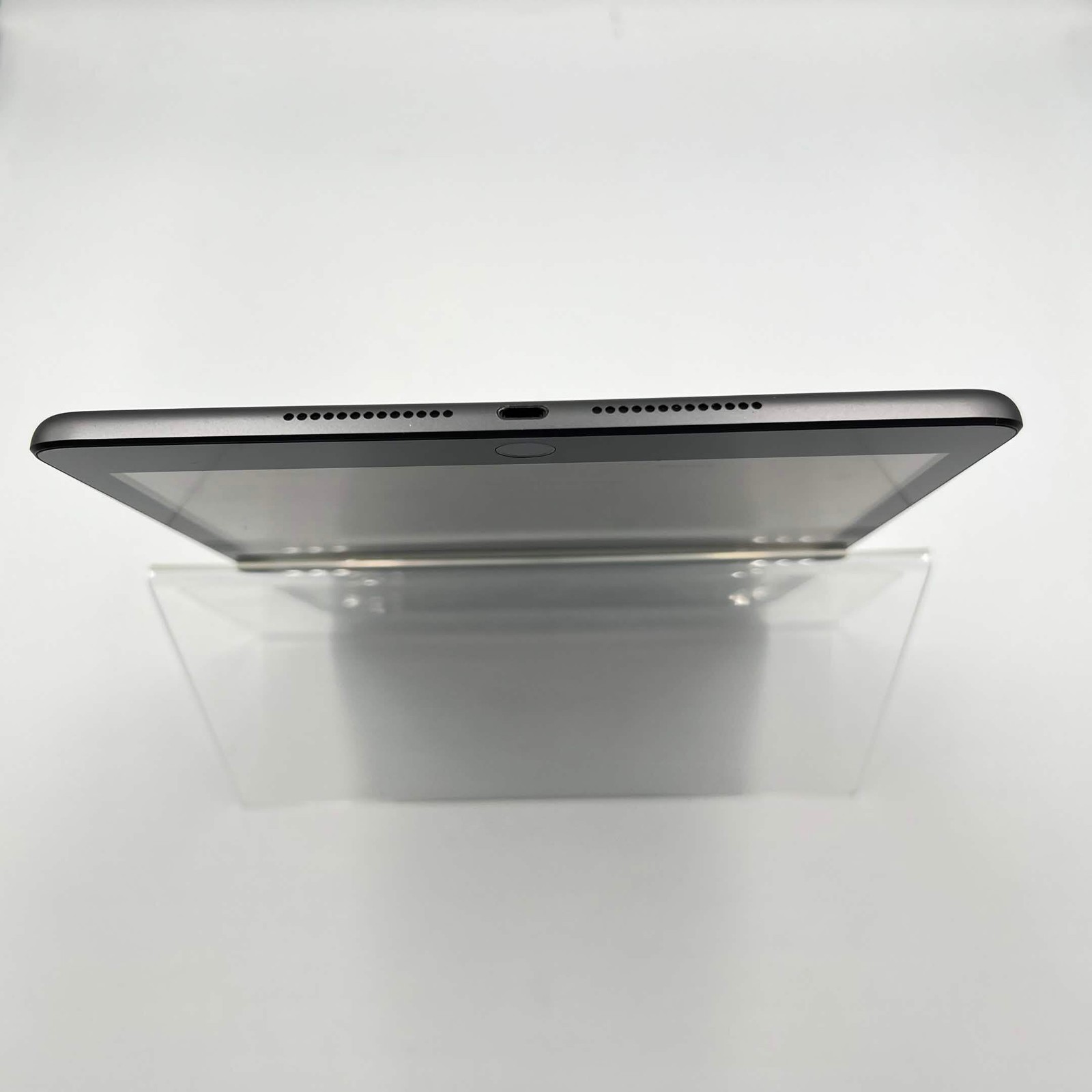 WiFi Only Apple iPad 9th Gen 64GB Space Gray MK2K3LL/A