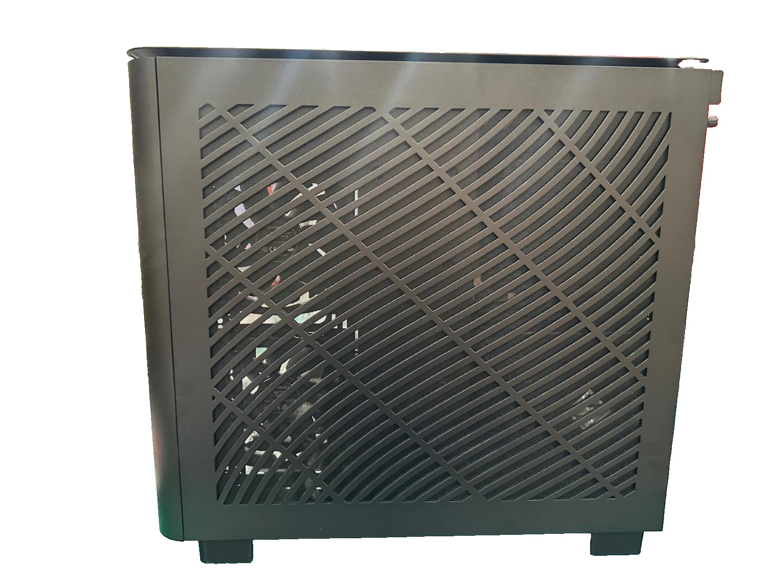 Skytech Gaming PC – RYZEN 7 9850X3D, RTX 5080, 2TB NVME, 32GB (USED)