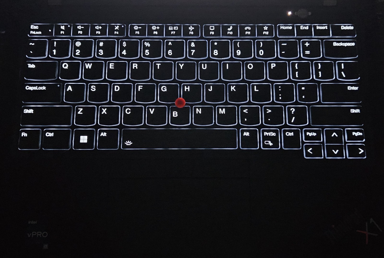 Lenovo Thinkpad X1 Carbon Gen 10 Intel Core i7 32GB 512GB w/Webcam ~READ~
