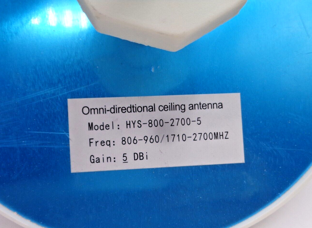 Omni Directional Ceiling Antenna Model: HYS-800-2700-5 -New Open Box Part