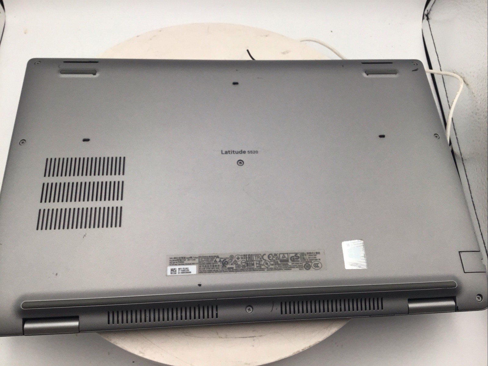 Dell Latitude 5520 15.6″ Laptop i5-1135G7 16GB RAM 256GB SSD Win11Pro Used READ