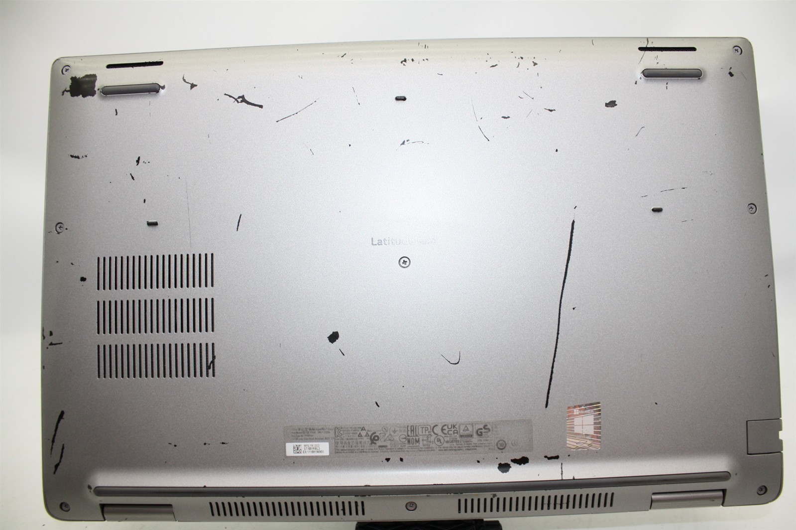 15.6″Dell Latitude 5520 i7-1185G7 3.00GHz RAM 16GB NVMe 256GB/Cosmetic Issue