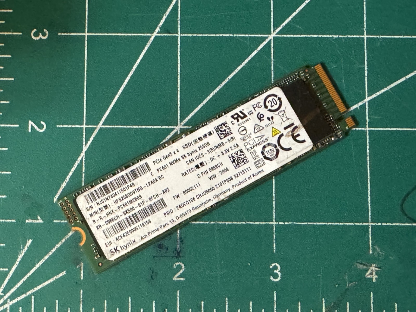 SK hynix PC601 256GB NVMe PCIe Gen3 x4 M.2 2280 Internal SSD HFS256GD9TNG-L2A0A
