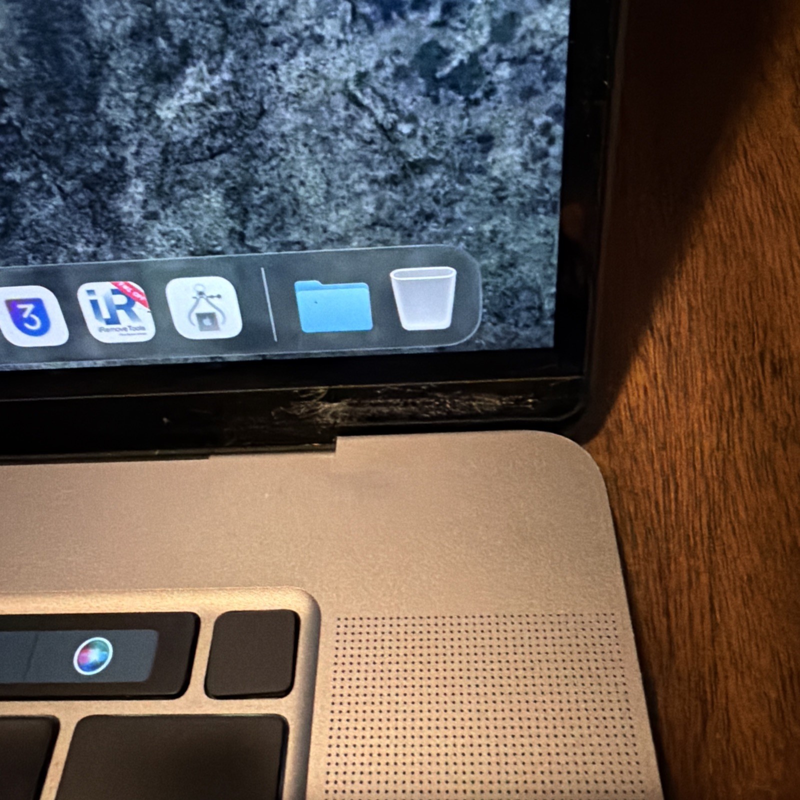 Apple MacBook Pro 16 in 2019 Space Gray/Intel Core i7 2.60 GHz, 512 GB 16 GB…